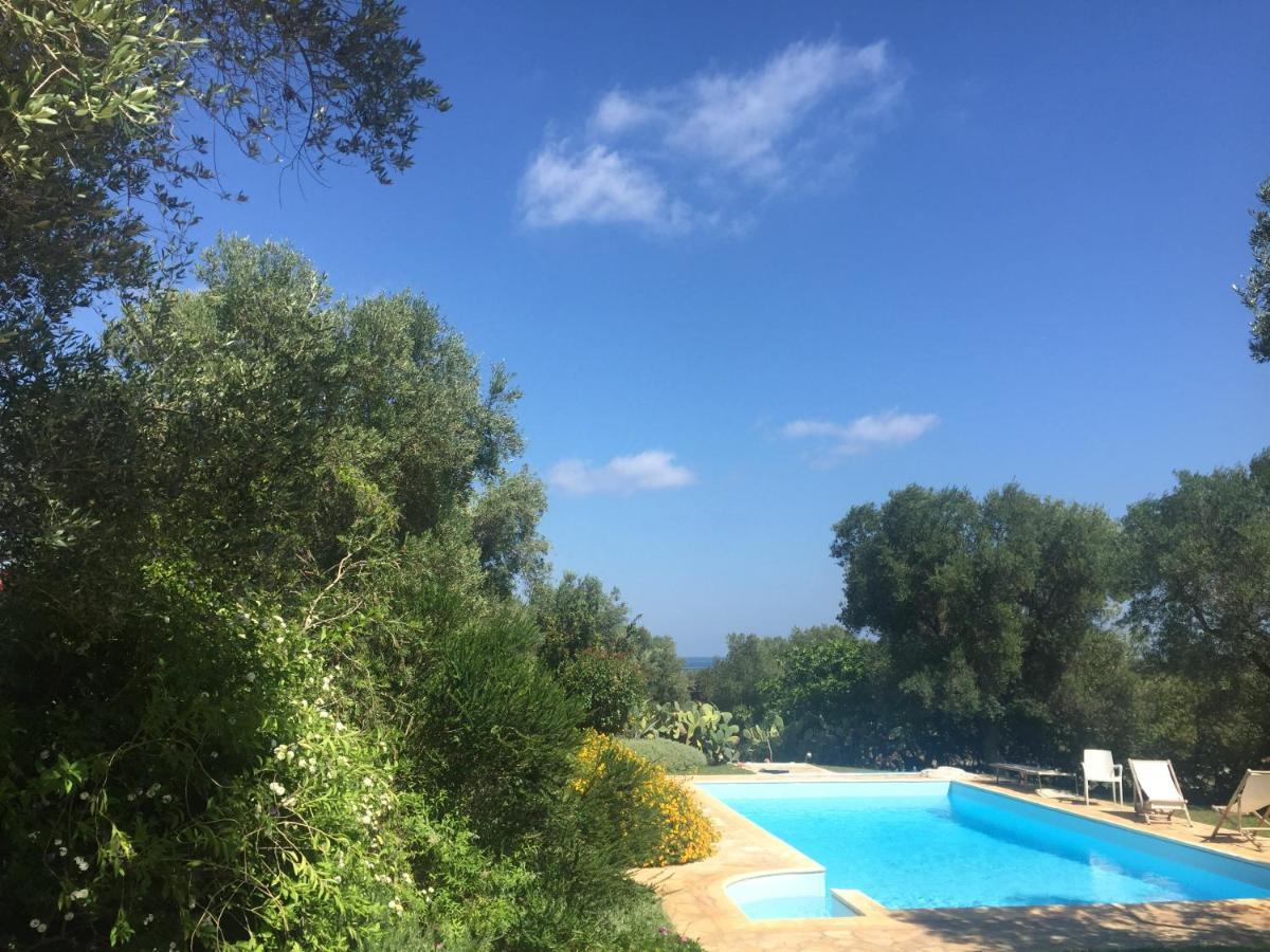 Pietre Bianche Guest House Carovigno Exterior foto