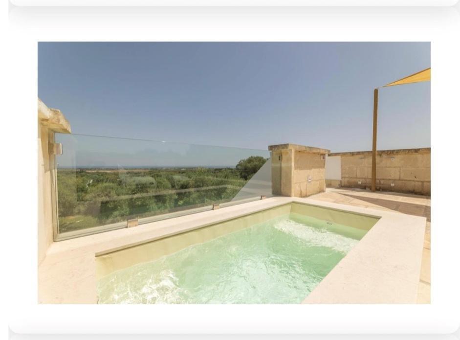 Pietre Bianche Guest House Carovigno Exterior foto