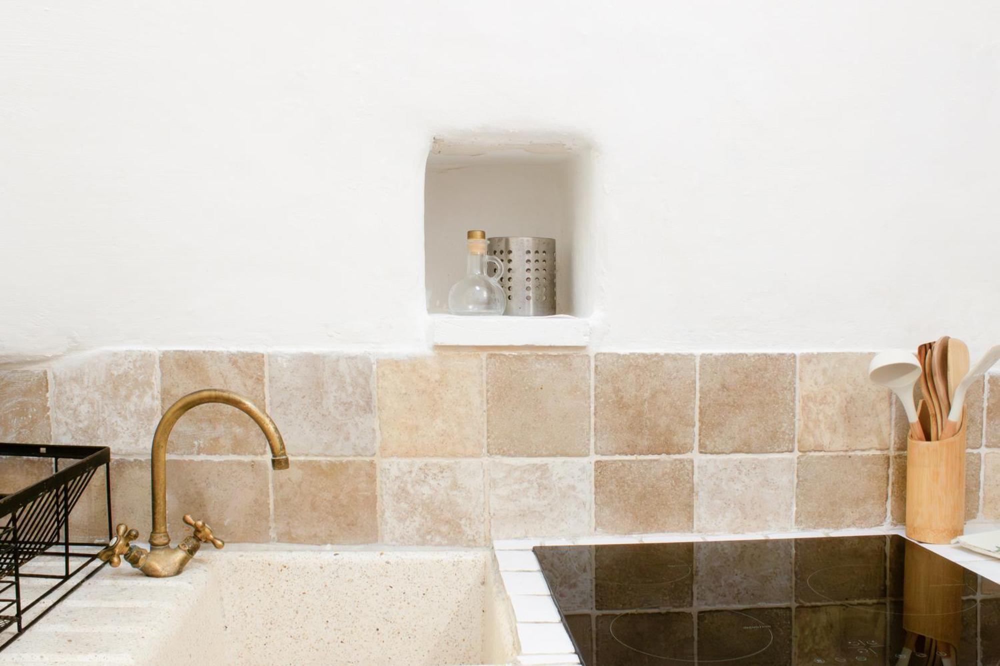 Pietre Bianche Guest House Carovigno Exterior foto