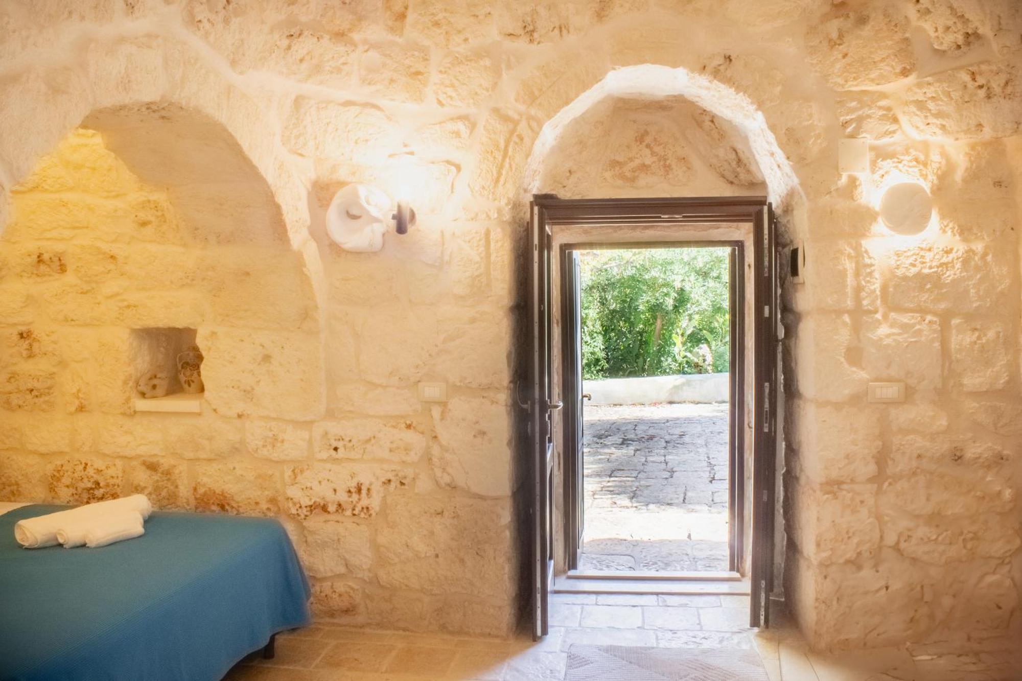 Pietre Bianche Guest House Carovigno Exterior foto